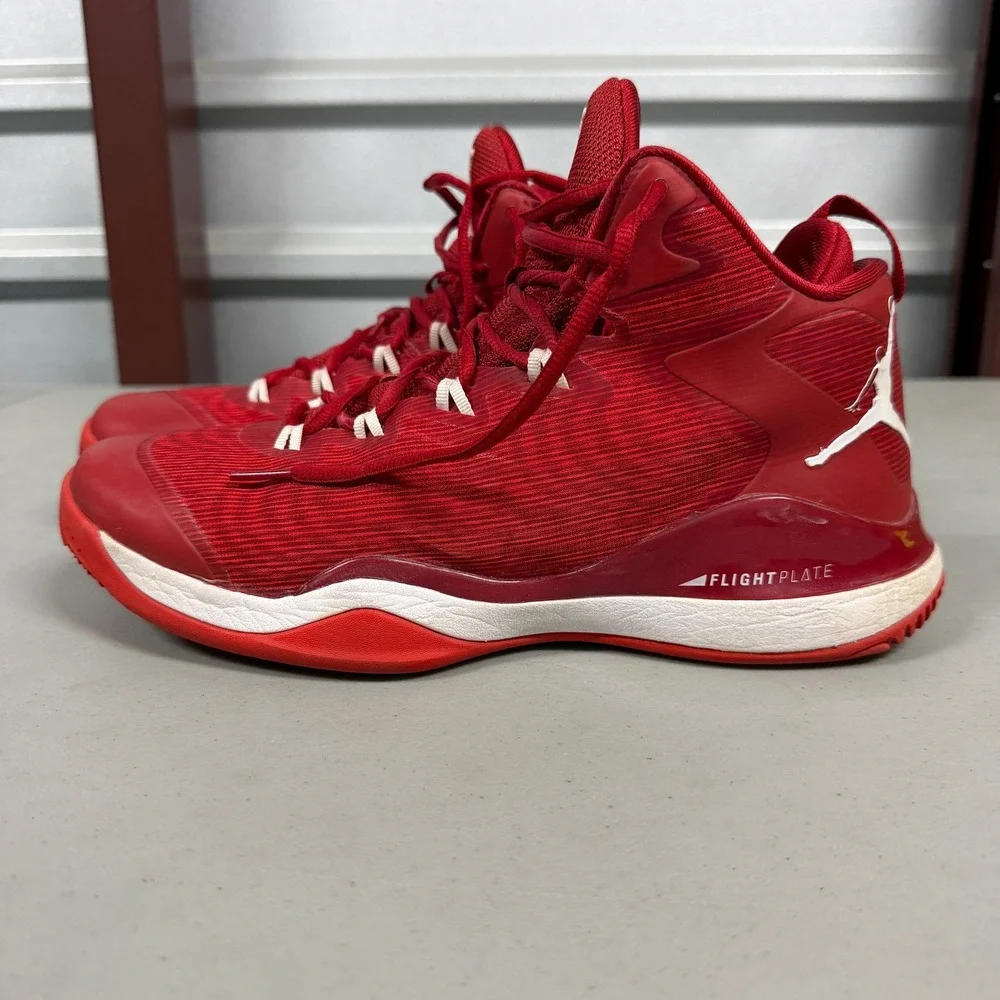 Jordan Basketball Shoes Men 9.5 Super.Fly 3 Red White 684933-610 EUC